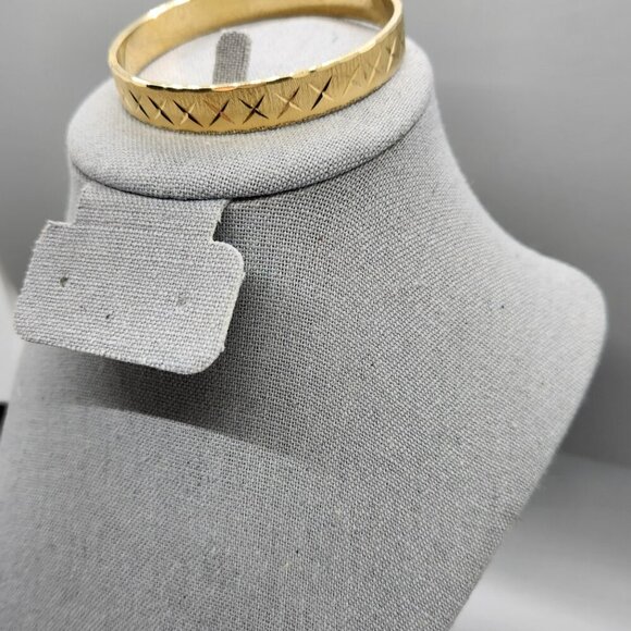 Vintage Monet Bangle Bracelet Brushed Gold Tone Textured Etched Signed 8.5” - Picture 4 of 4